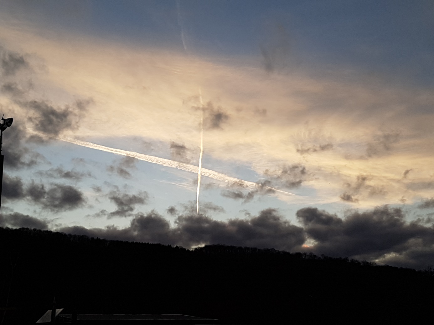 Kreuz am Himmel